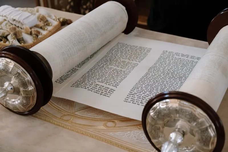 Leave a Review, Get a Miracle: Mortal Ratings Are Reshaping the Pantheon Economy